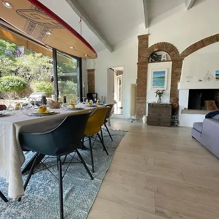 Saint-come, Du Grand Luxe A 1 Min De La Hyeres