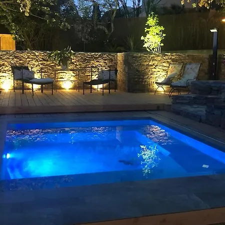 Villa Saint-come, Du Grand Luxe A 1 Min De La Hyeres