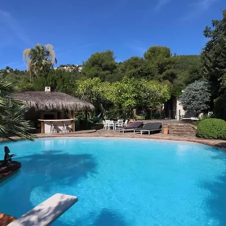 Saint-come, Du Grand Luxe A 1 Min De La Hyeres